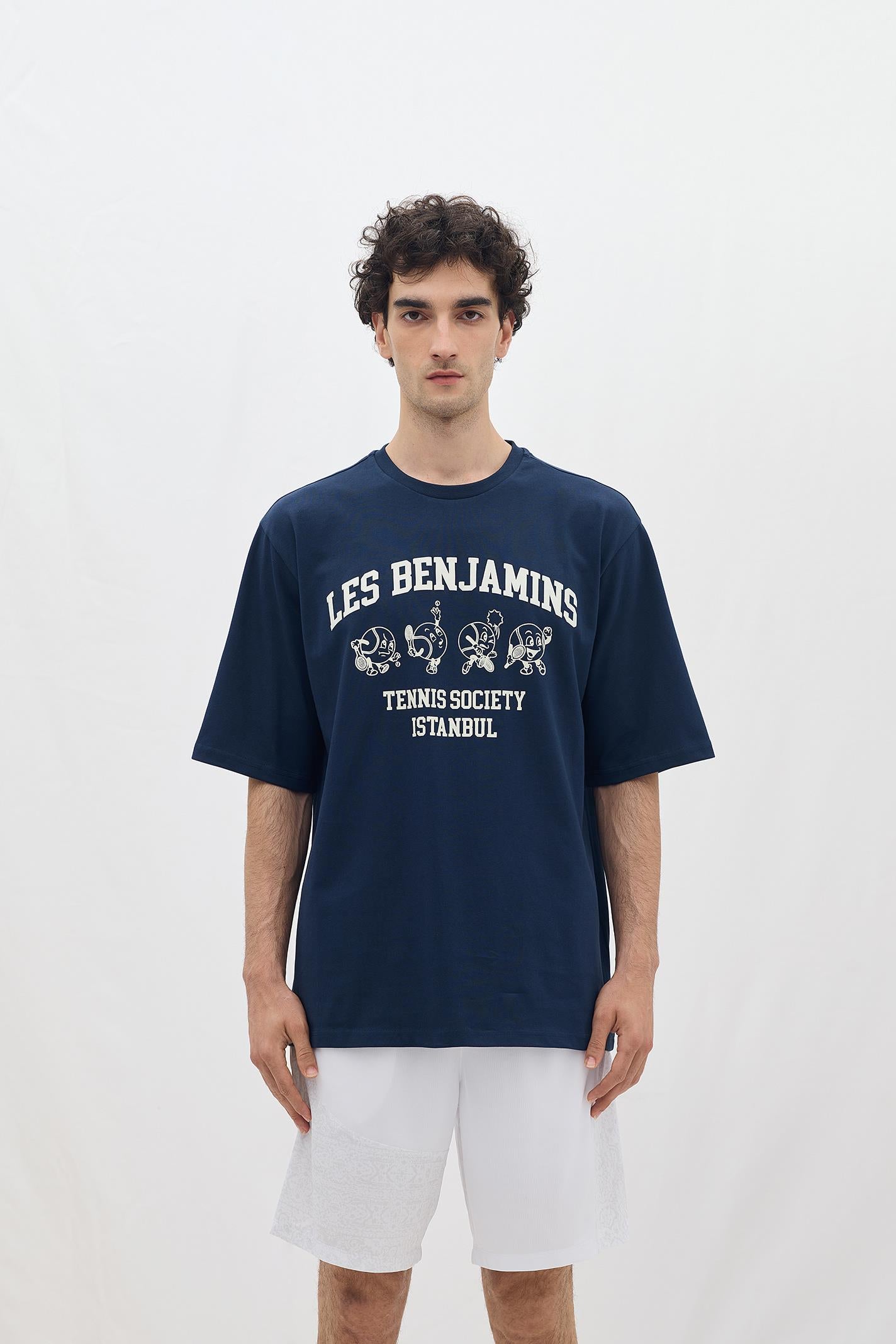 HUGO - T-shirt Oversize HUGO x Les Benjamins à motif cygne graphique HUGO - T-shirt Oversize HUGO x Les Benjamins à motif cygne graphique