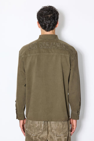 PLEAT DETAILED SHIRT