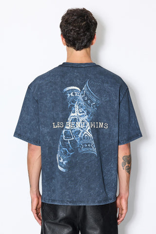 ROLLED CARPET PRINTED TEE